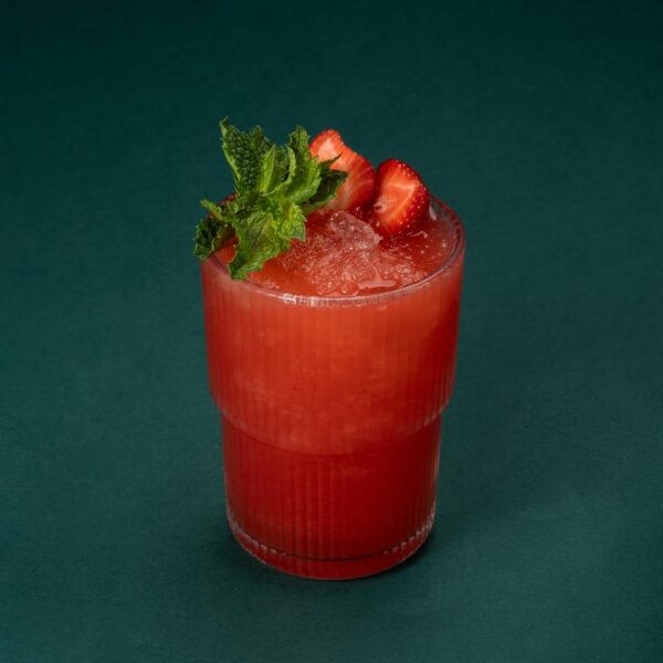Strawberry ice tea